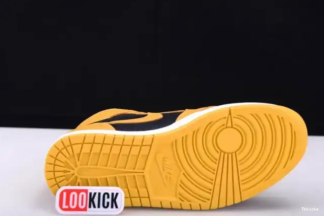 Reps TBK OG Pollen Jordan High 555088-701 Retro 1 Air 0425